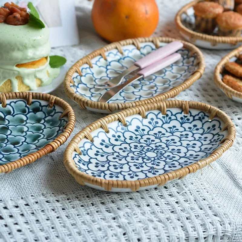Japanese Rattan Woven Ceramic  - огляд і ціна Dry Food Snacks